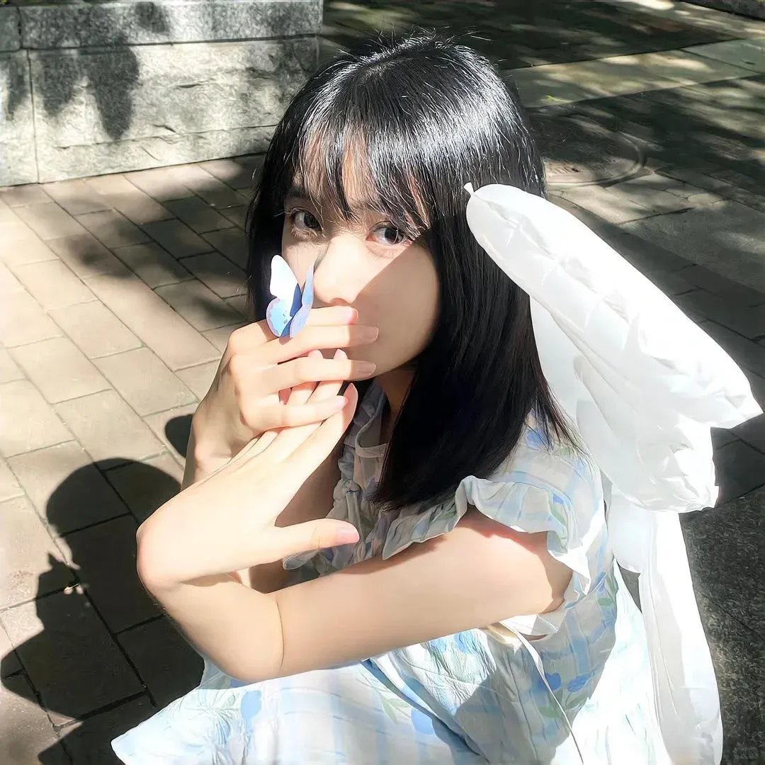 心不在焉的服务生
